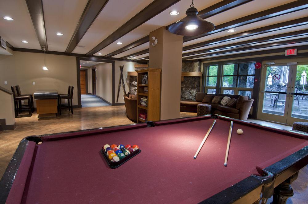 Hotel Lodging Ovations Whistler Zewnętrze zdjęcie